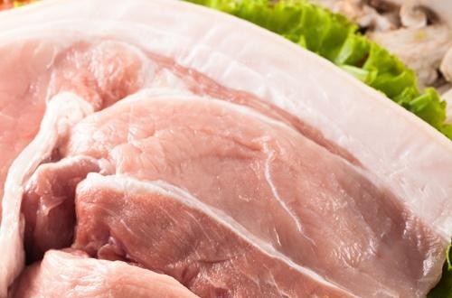 家佳康致力打造品質(zhì)高端、安全放心、健康營(yíng)養(yǎng)肉品