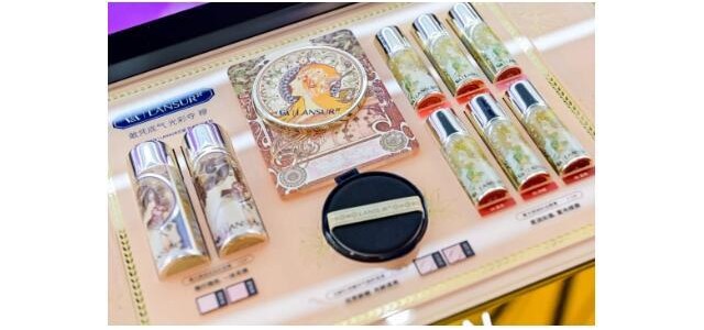 國貨美妝邁入3.0時代，蘭瑟等品牌抓住機(jī)遇乘風(fēng)前行